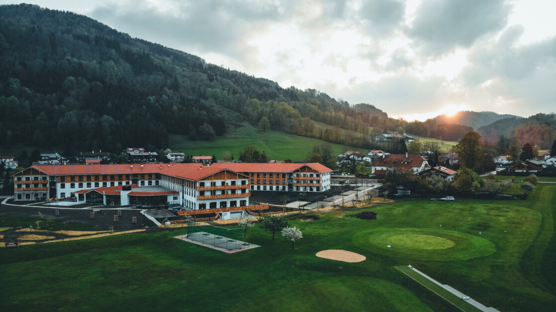 Hotel In Ruhpolding Urlaub In Den Alpen Aja Resorts Aja Resorts